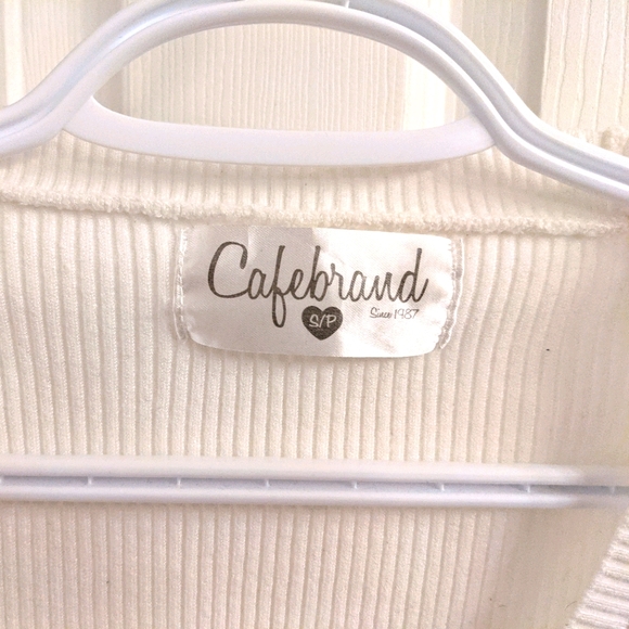 3 for $15 White ribbed top - Picture 2 of 3